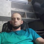  ,  Hrihorii, 32