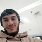  ,  Umarxon, 31