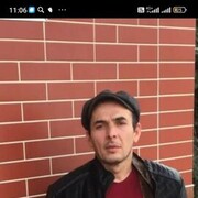  ,  Artur, 40