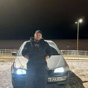  ,  Egor, 23