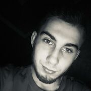  ,  Vadim, 23