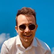  ,  Vova, 23
