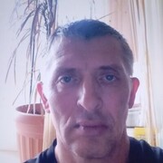  ,  Alex, 48