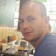  ,  Igor, 35