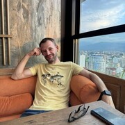  ,  Alex, 35