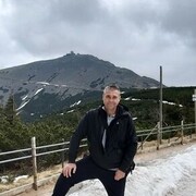 ,   Yuriy, 50 ,   ,   , c , 