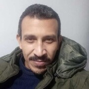  ,  Tarek, 37