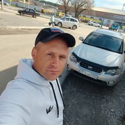  ,   Artur, 40 ,   ,   