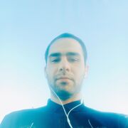  ,  Ali , 31