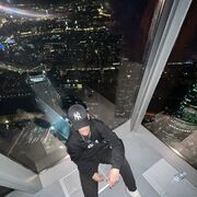  ,   Levon, 21 ,   ,   