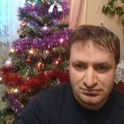  ,   Artur, 43 ,   ,   