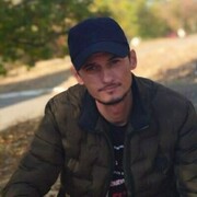  ,   Denis, 42 ,   