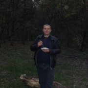  ,   Jorjel, 49 ,   