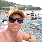  ,   Tim, 48 ,   ,   