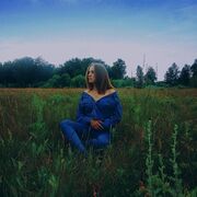  ,   Elena, 23 ,   