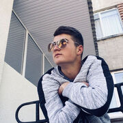  ,   Tudor, 24 ,   ,   