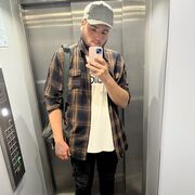  ,   Petr, 25 ,     , c , 