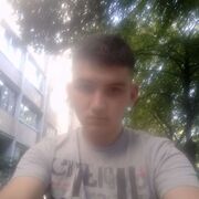  ,  Sasha, 24
