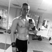  ,  Erik, 35