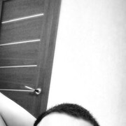  ,  Bek, 28