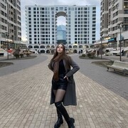  ,  Polina, 19