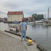  ,  , 32