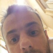  ,  Vit, 35