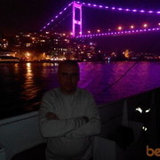  ,   Viktor, 40 ,   