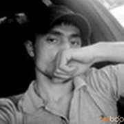  ,  Emir, 42