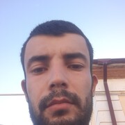  ,  Farruh, 29