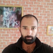  ,   Feruz, 32 ,   c 