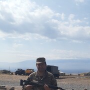  ,   Artur, 42 ,   ,   , c 