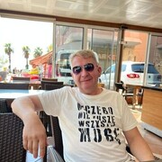  ,   Valentin, 51 ,   c 