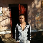  ,   Jeka, 40 ,   