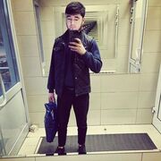  ,  Ali, 24