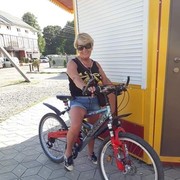  Kempen,   Tanya, 70 ,  