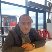  ,   Abrahamovi, 42 ,   ,   