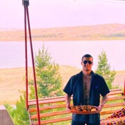  ,  Ruslan, 21