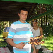  ,   Dima, 44 ,  