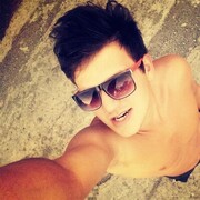  ,   Leyzi, 28 ,   