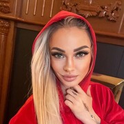  ,  Lady, 35