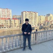  ,  Yusif, 18