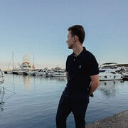  ,   Dominik, 20 ,   ,   