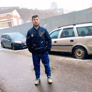  ,  Alik, 31