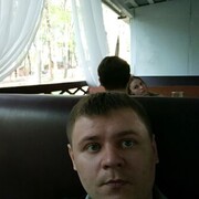  ,   Niks, 30 ,   ,   