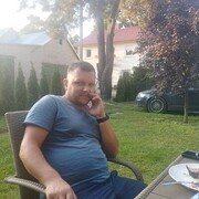  ,  Nik, 37