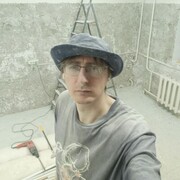  ,  Andrey, 40