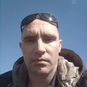  ,   Konstantin, 40 ,   