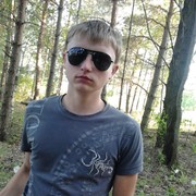  ,   Andrew, 32 ,   