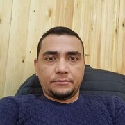  ,  Ikrom, 39